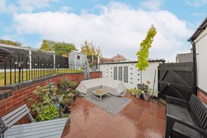 Hady Crescent